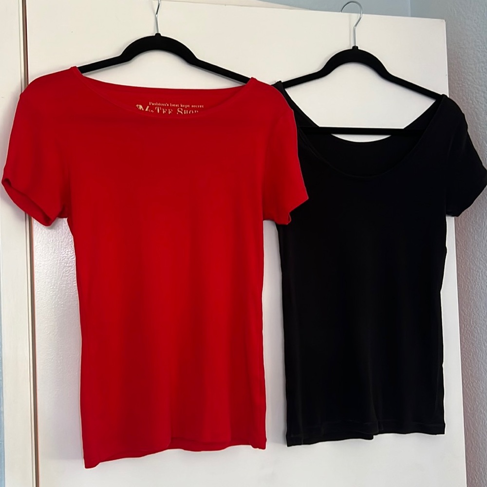 Bundle of women’s tees